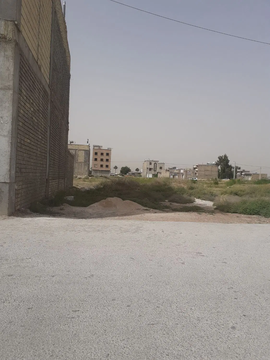 زمین‌ مسکونی