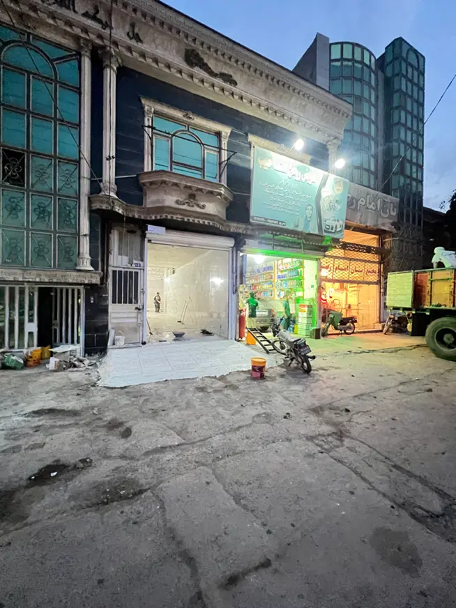 مغازه ۱۵۰ متری حاشیه بلوار