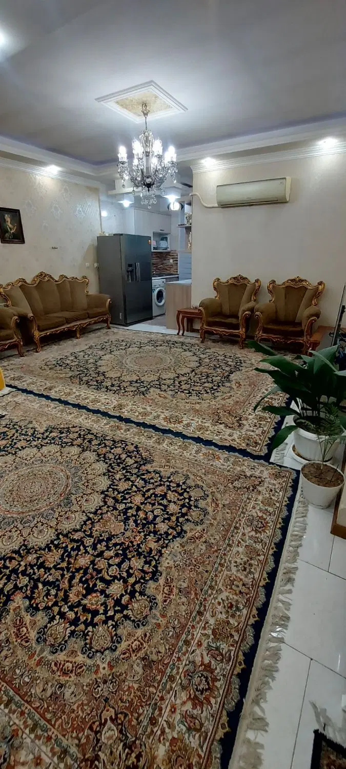دوخواب ۶۰متری با پارکینگ تخلیه