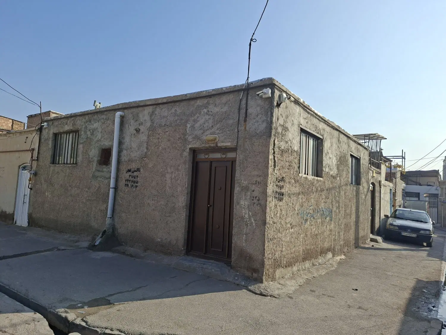 فروش خانه در باغ معروف