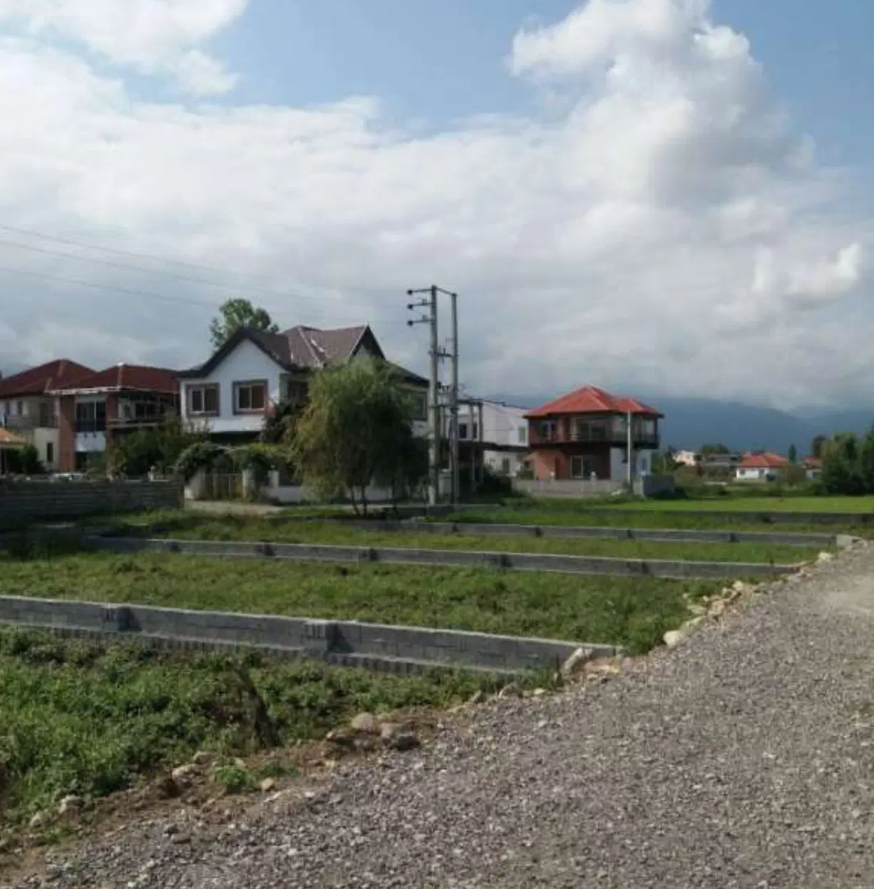 زمین مسکونی