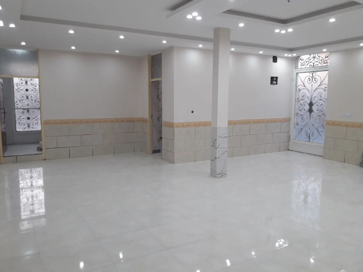 فروش منزل۳واحده نوسازسردونبش کوی نیروسازمان برق