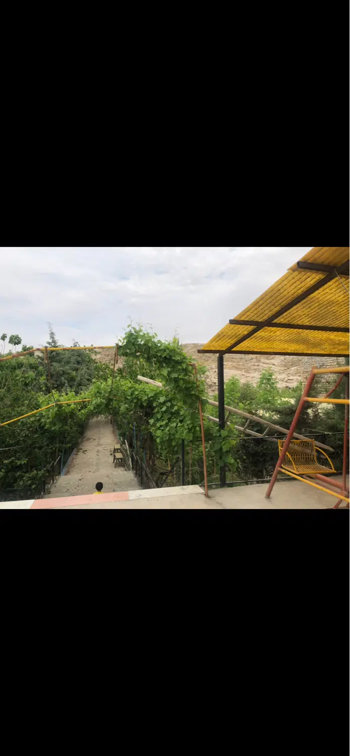 باغ در روستای ده غیبی