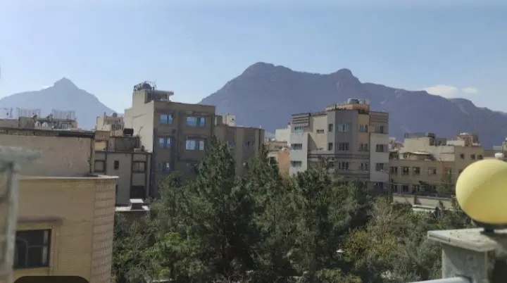 ۳ طبقه  ویلایی  جنوبی کوی ولی عصر