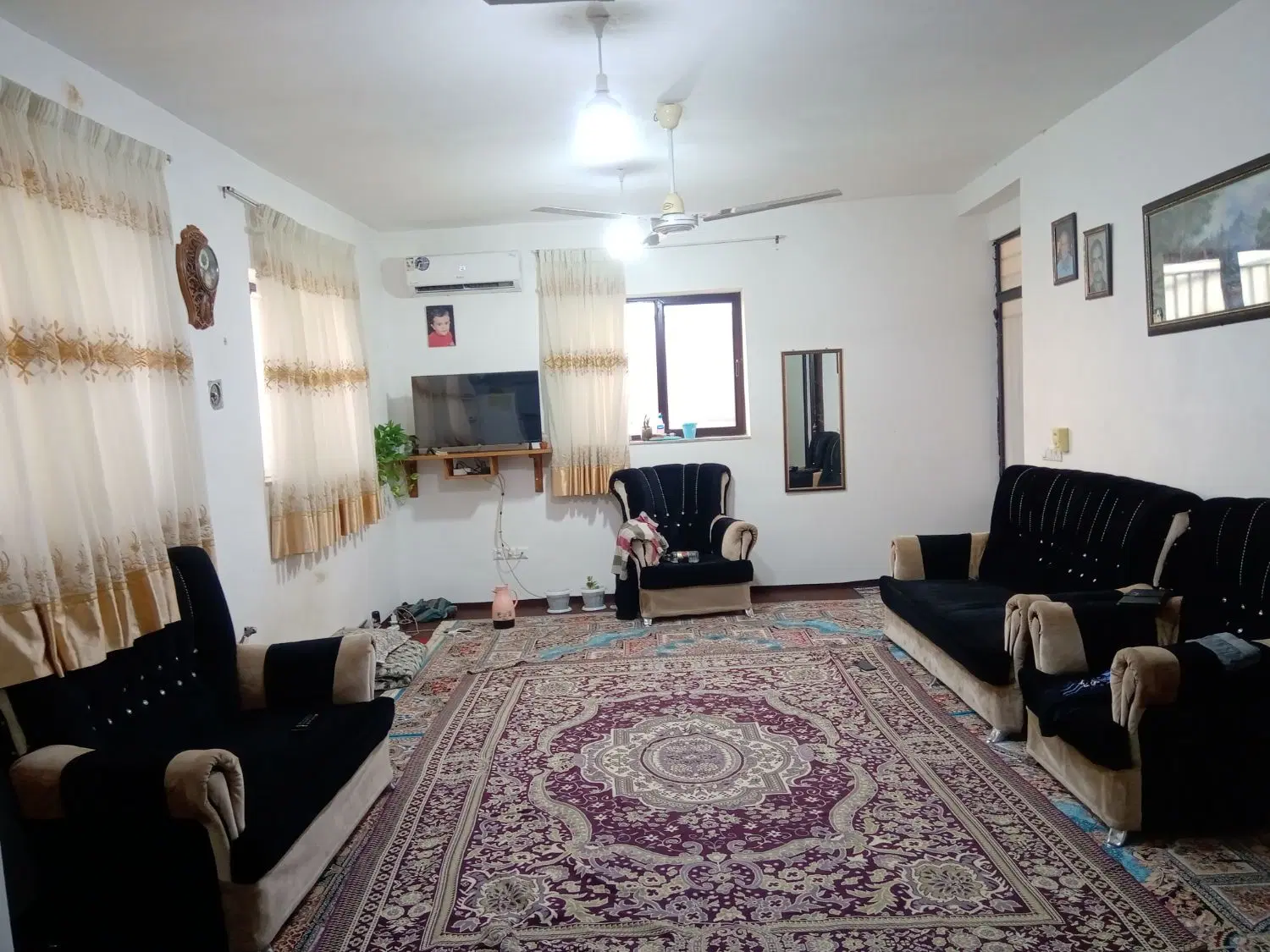 خانه ویلایی با موقعیت بسیار خوب
