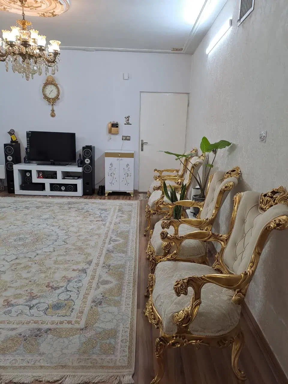 ۶۱ متر دوخوابه خوش نقشه