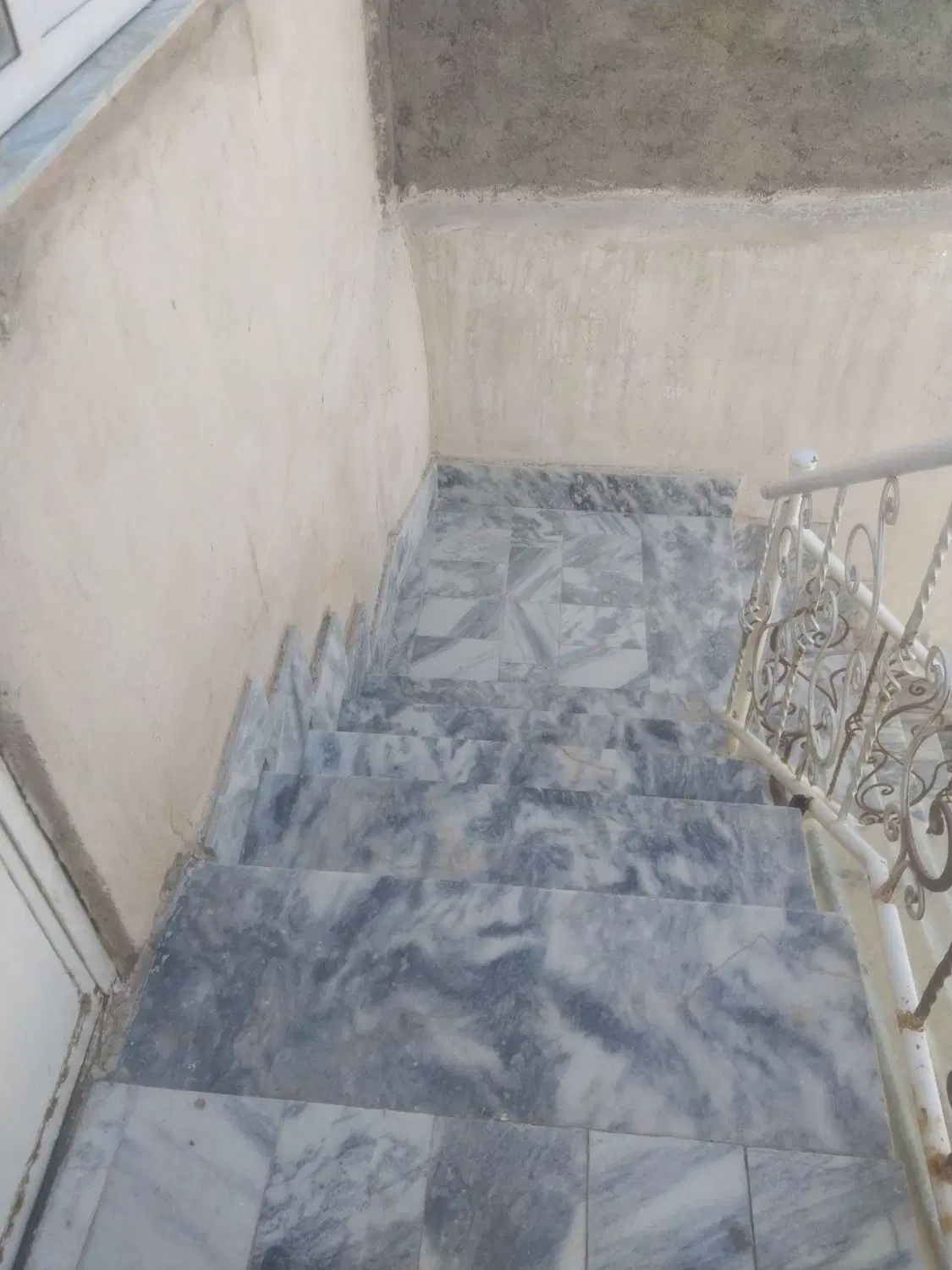 آپارتمان طبرسی ۵۱