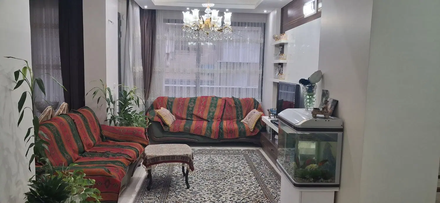 مسکونی توحید میانی