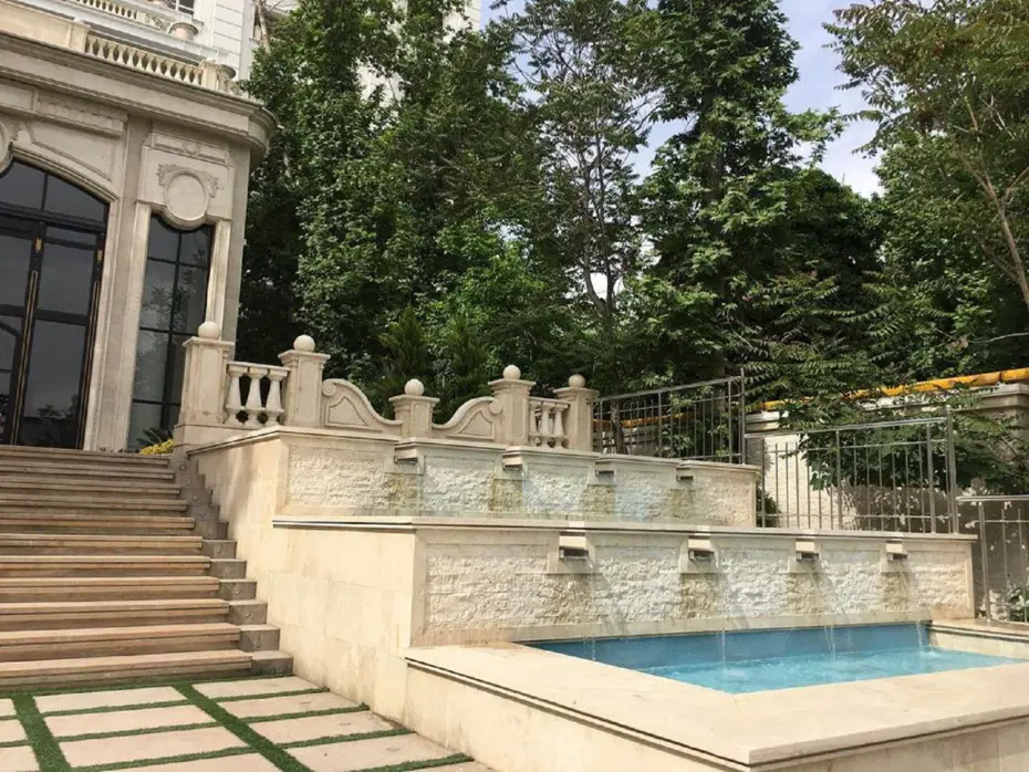 ۳۲۰متر سجاد در حد صفر _LUXE