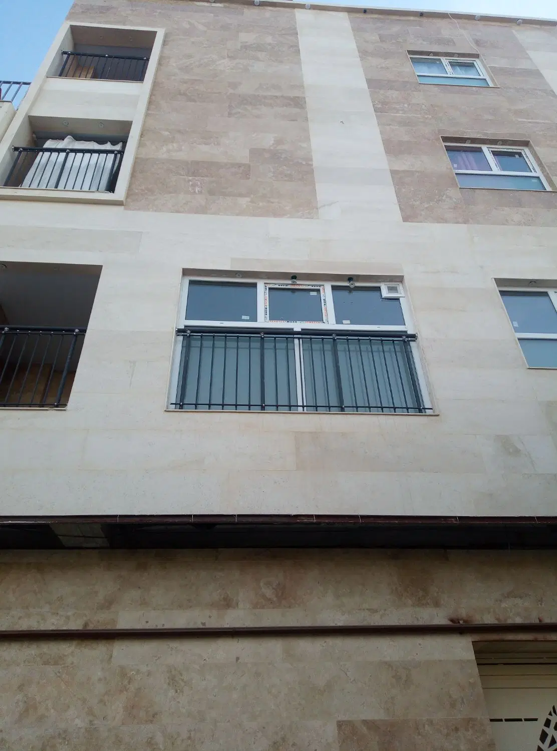 یک باب آپارتمان دو خواب خیابان محراب