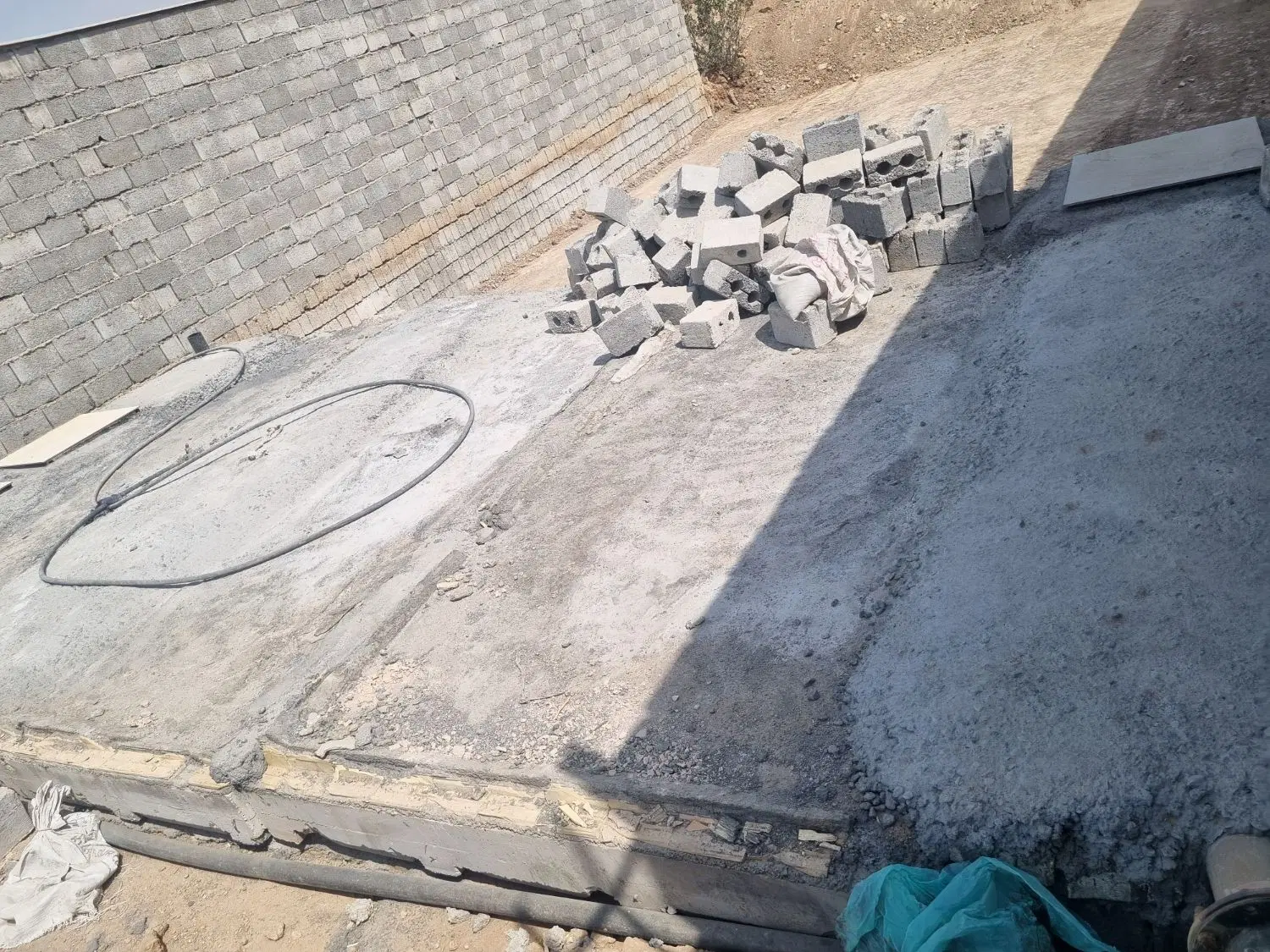 زمین ۱۸۰متری و۲۵۰ متری