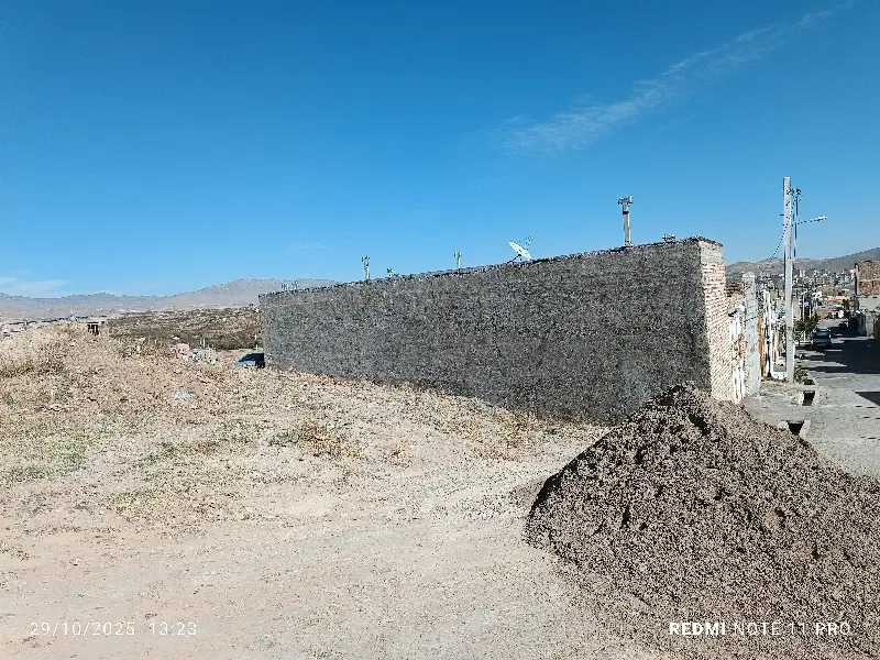 زمین در احمد آباد