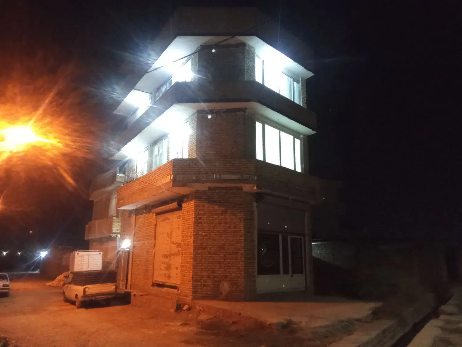 خانه تازه ساخت