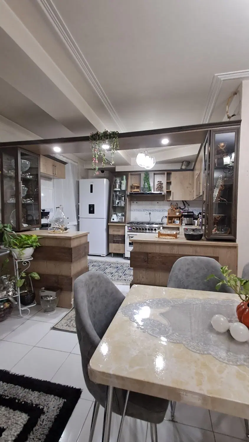 اندیشه ۱۲۰مترتک واحدی سه خوابه کوی مدرسه