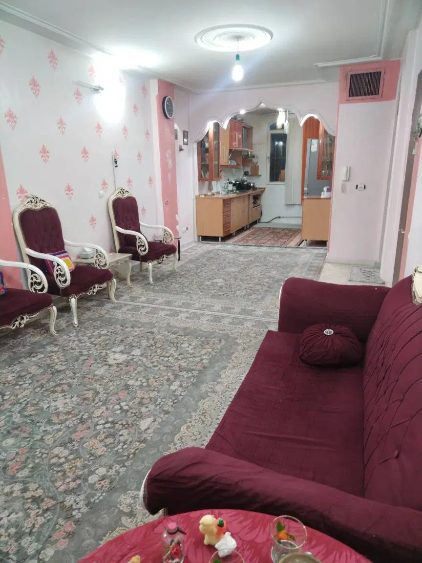 55 متری، تک واحدی، طبقه اول پر نور با پارکینگ