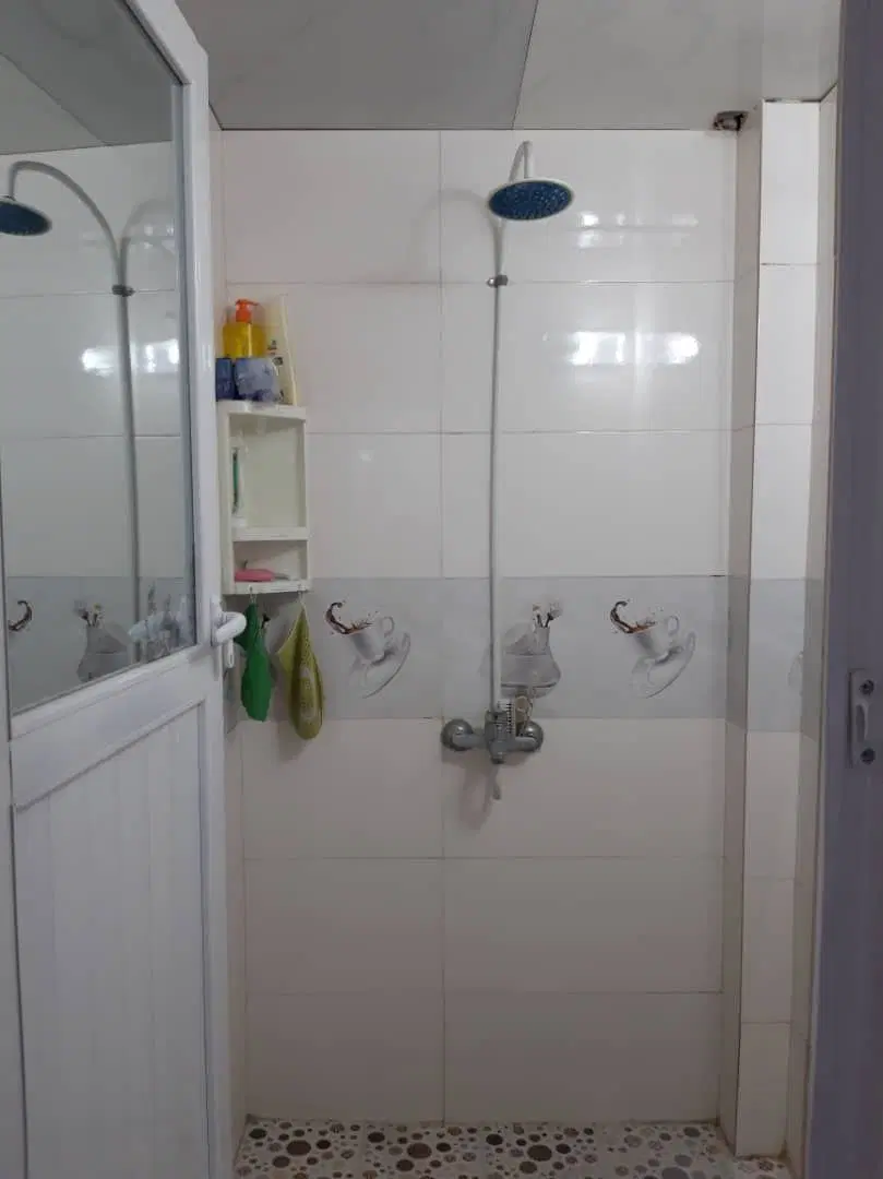 آپارتمان حاشیه ناظر