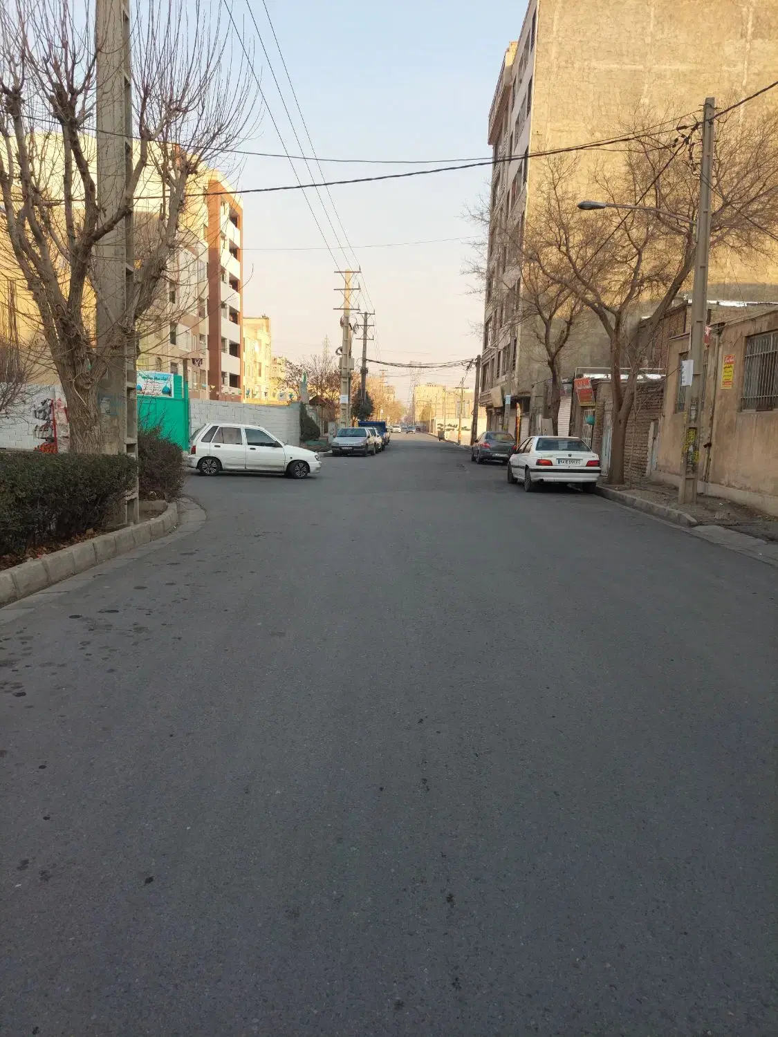 آپارتمان ۷۲ متری ۲خواب پارکینگ دار