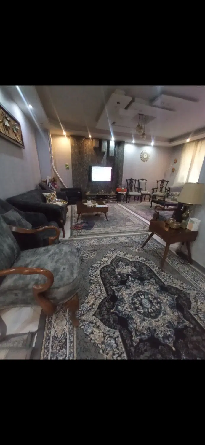 آپارتمان ۹۳ متری فروش یا معاوضه