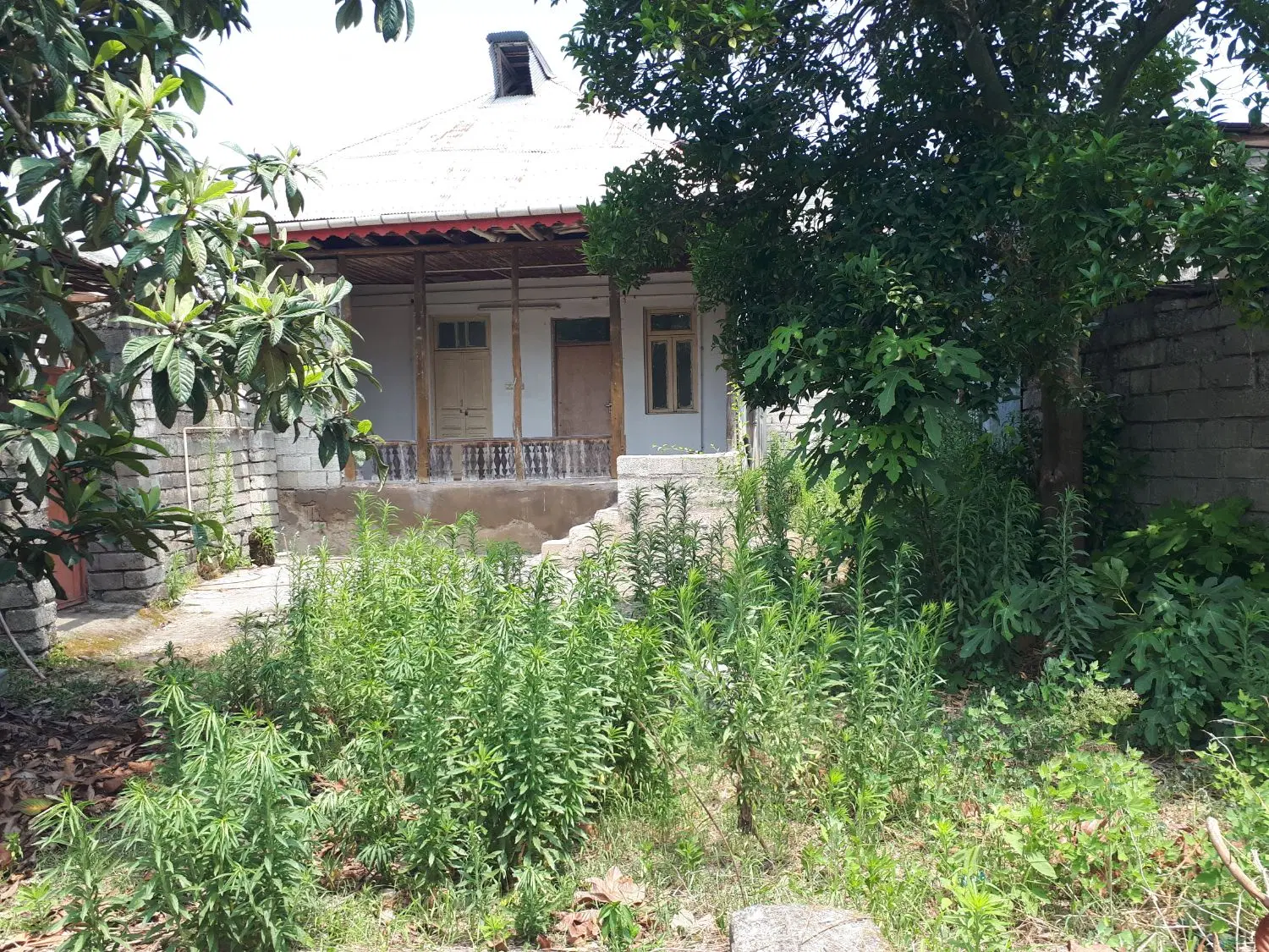 خانه ویلایی نیاز به بازسازی