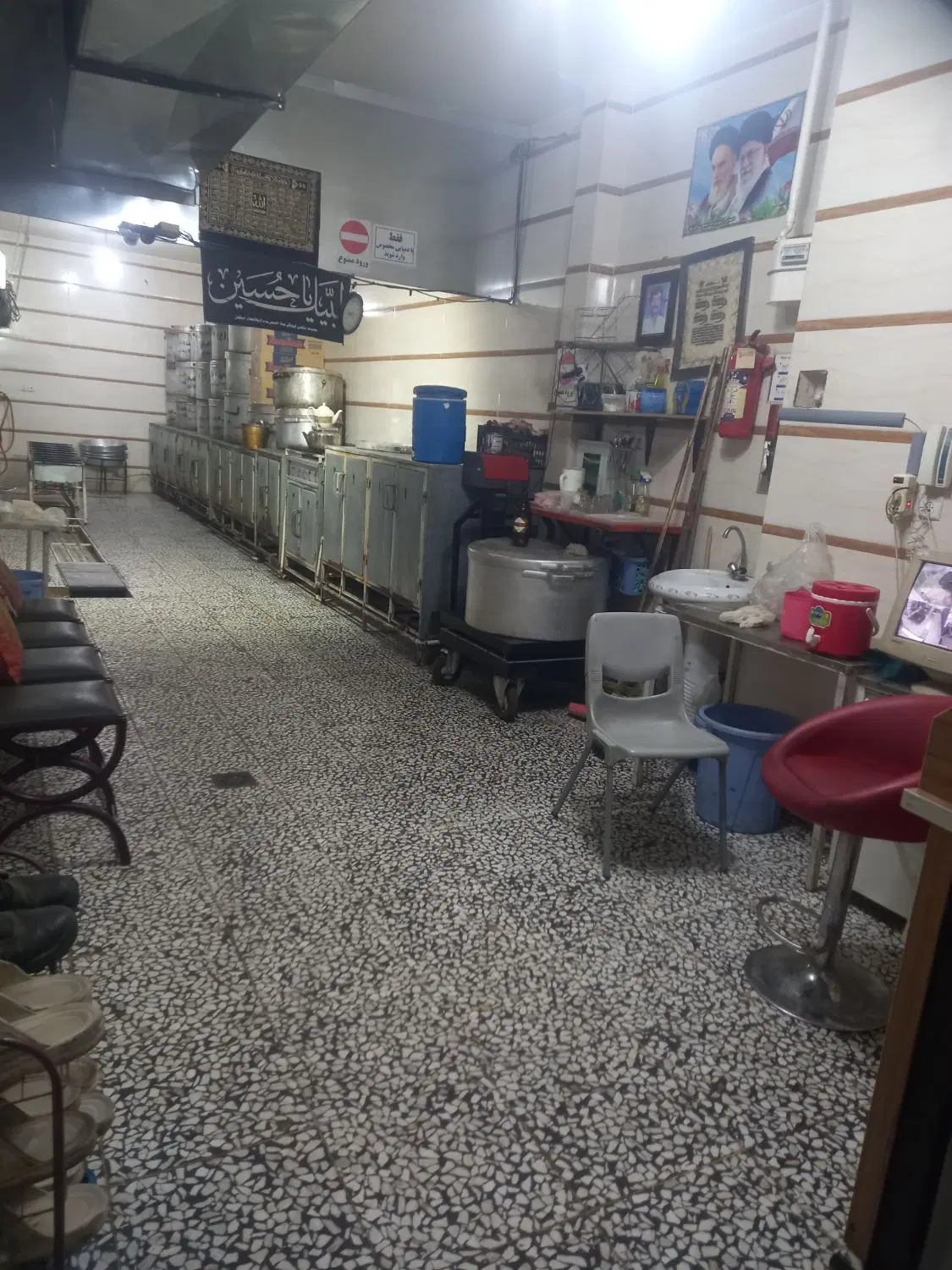مغازه تجاری۱۲۵متری با منزل مسکونی مسیر جدا