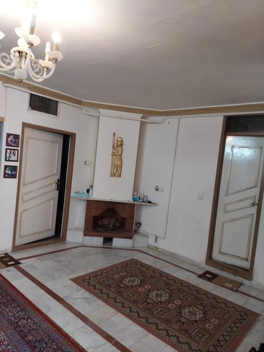 آپارتمان خیابان خیام