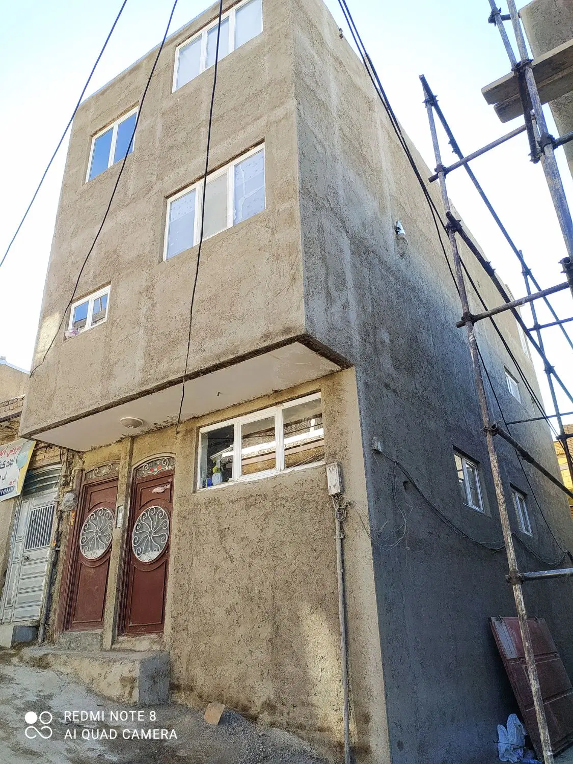 فروش ساختمان سه طبقه کامل در شمس آباد تبریز