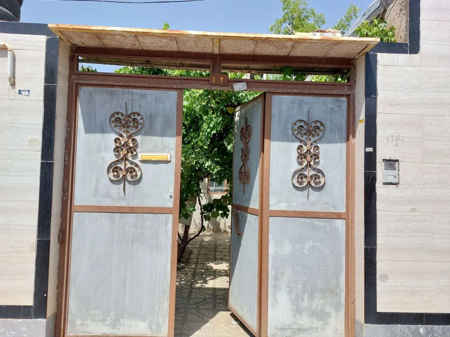 ویلایی تک برگ سند