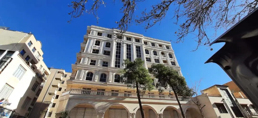 مشارکت با پروانه