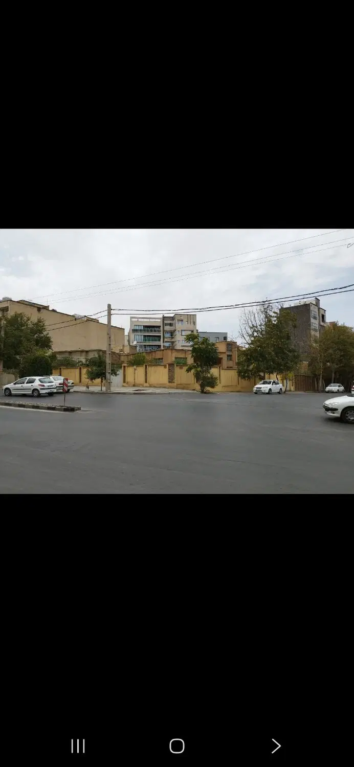 ویلایی ۷۶۰ متر ۹.۵ ارتفاع تاپ لوکیشن شهر همدان