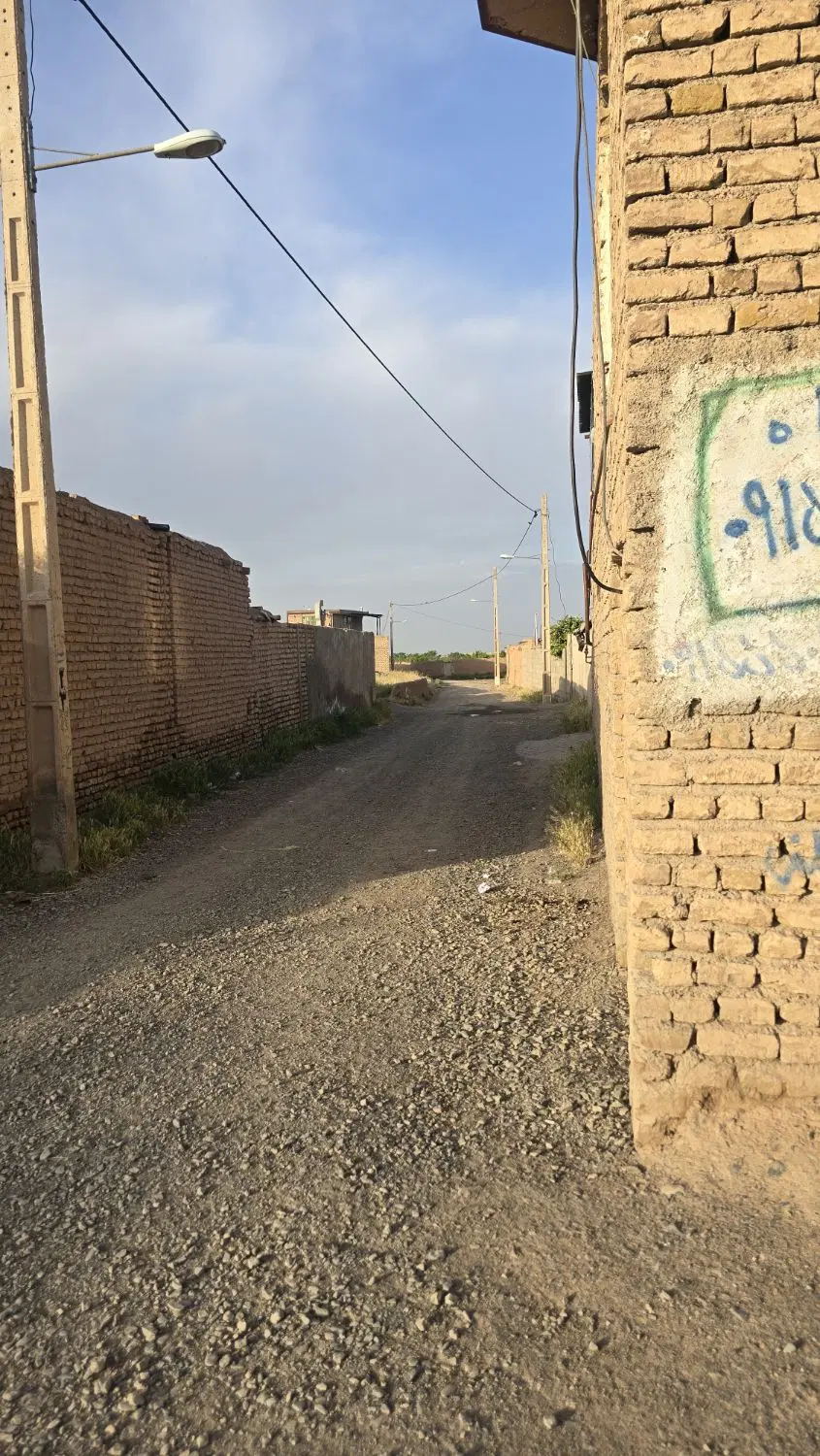 زمین داخل محدوده طرح هادی
