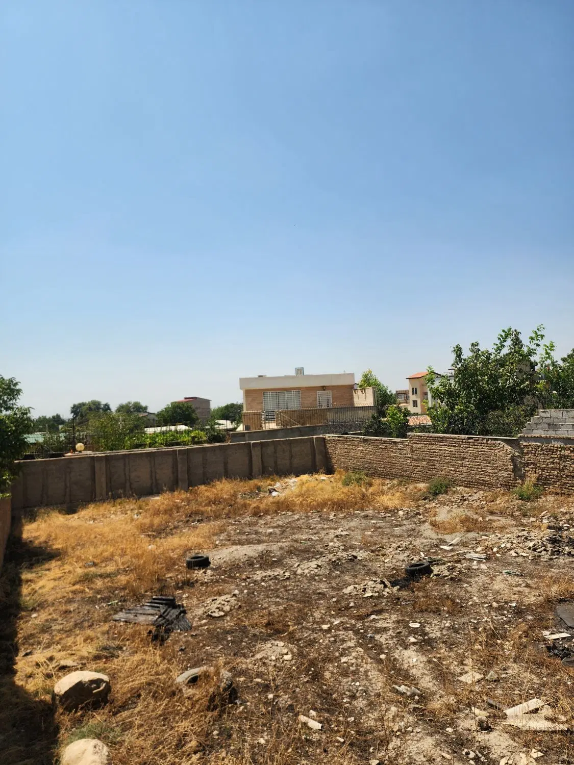 ۴۳۰ متر زمین سند تک برگ چهاردیواری خوروین کوهسار