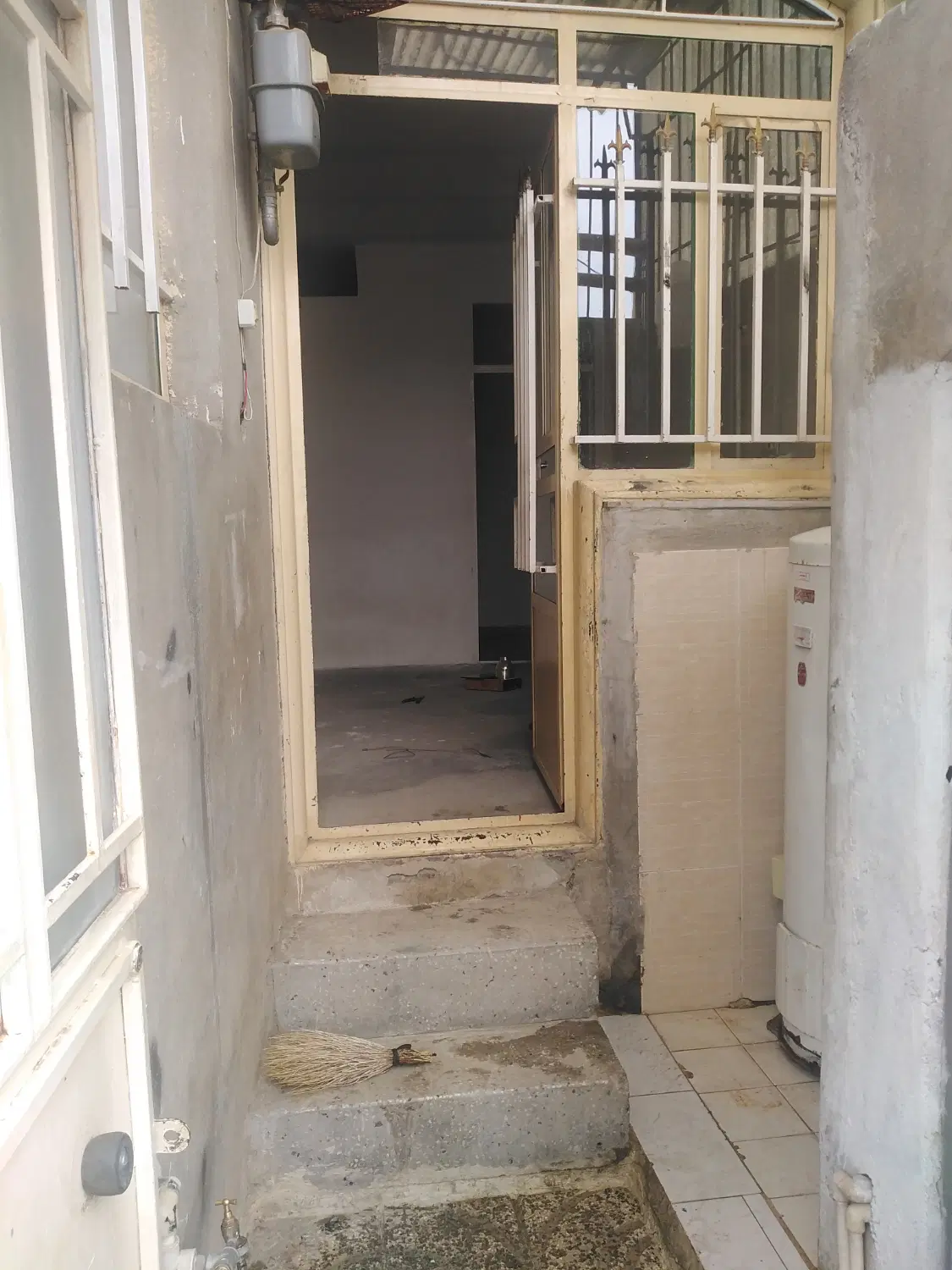 منزل 50 متری نایسر