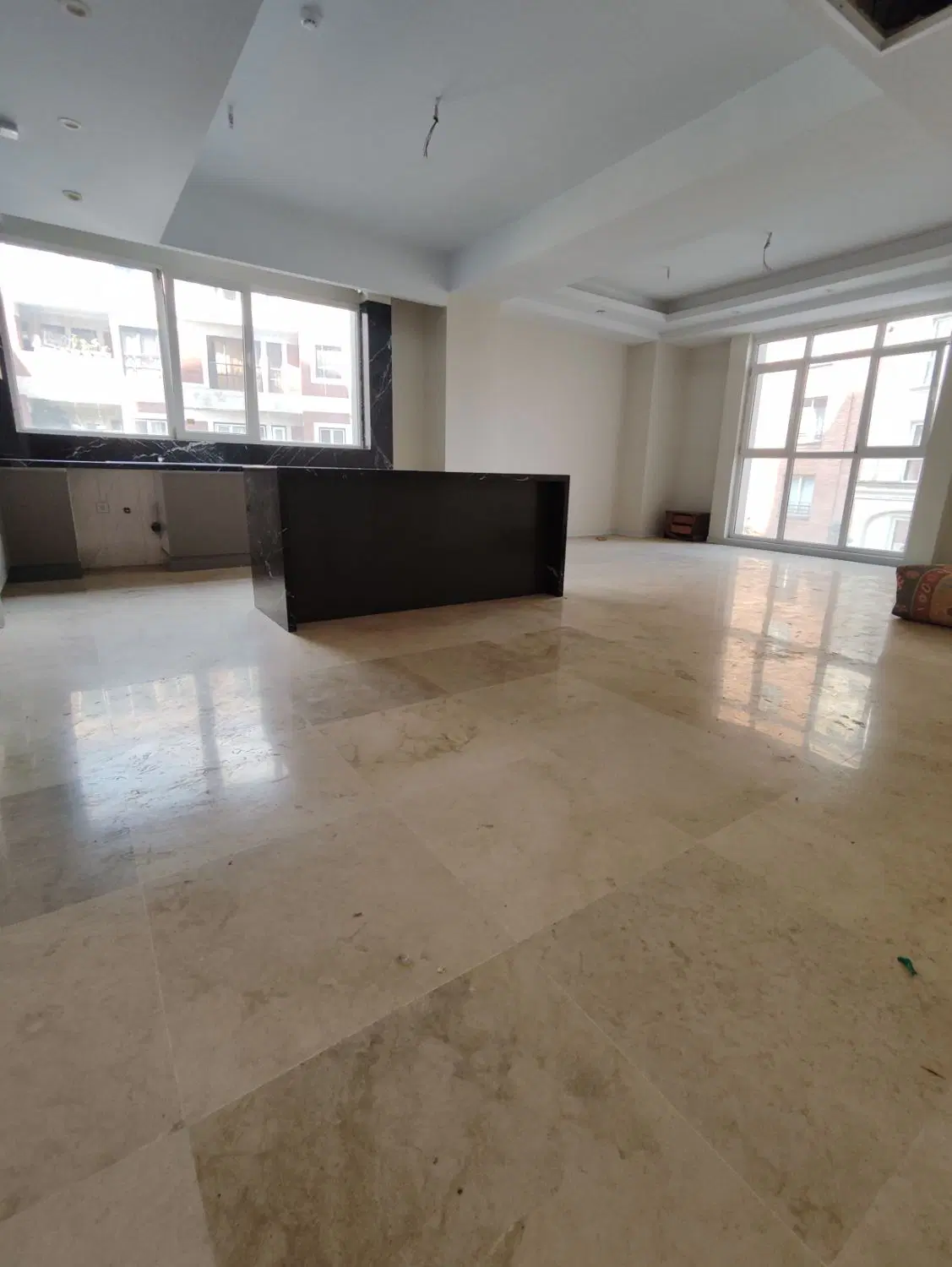 ۱۱۰مترتاپ لوکیشن برج باغ سند اماده مدرن