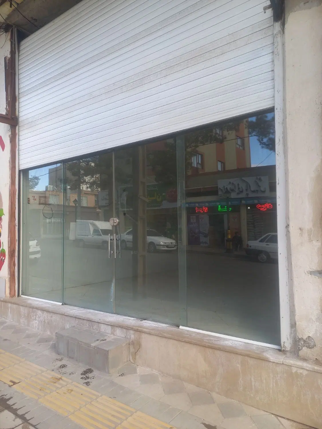 اجاره مغازه شیک۵۰متری حاشیه ۱۷شهریور