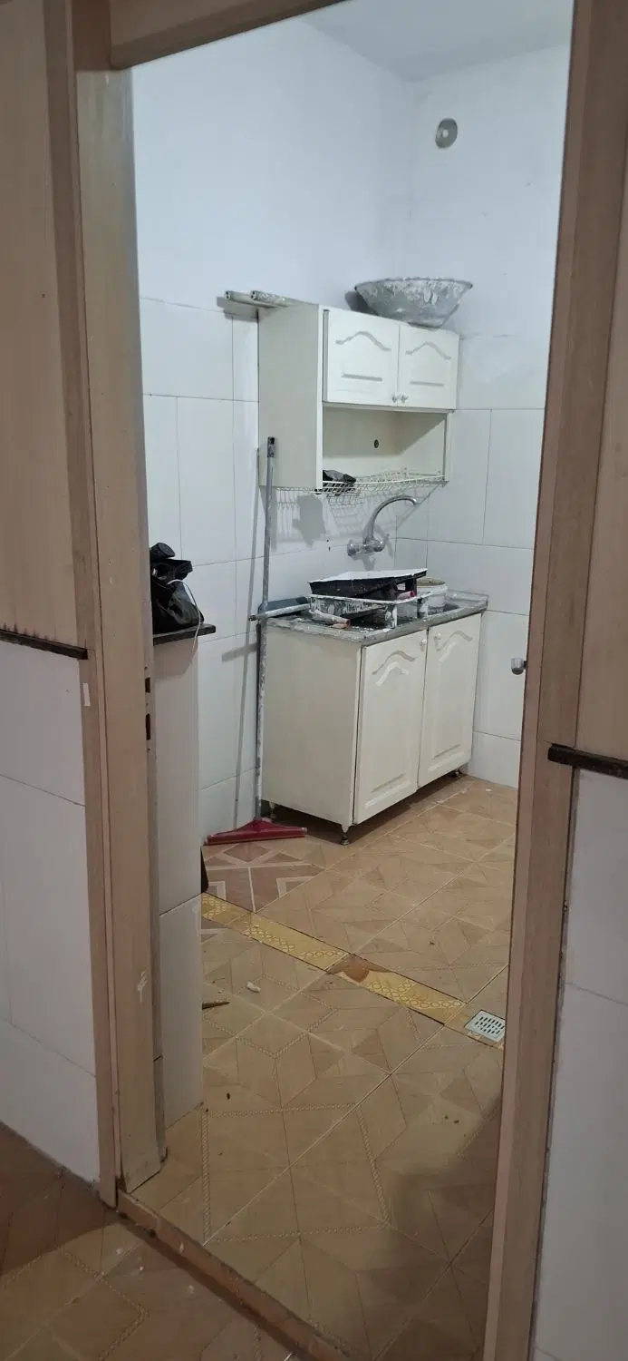 مغازه انبار