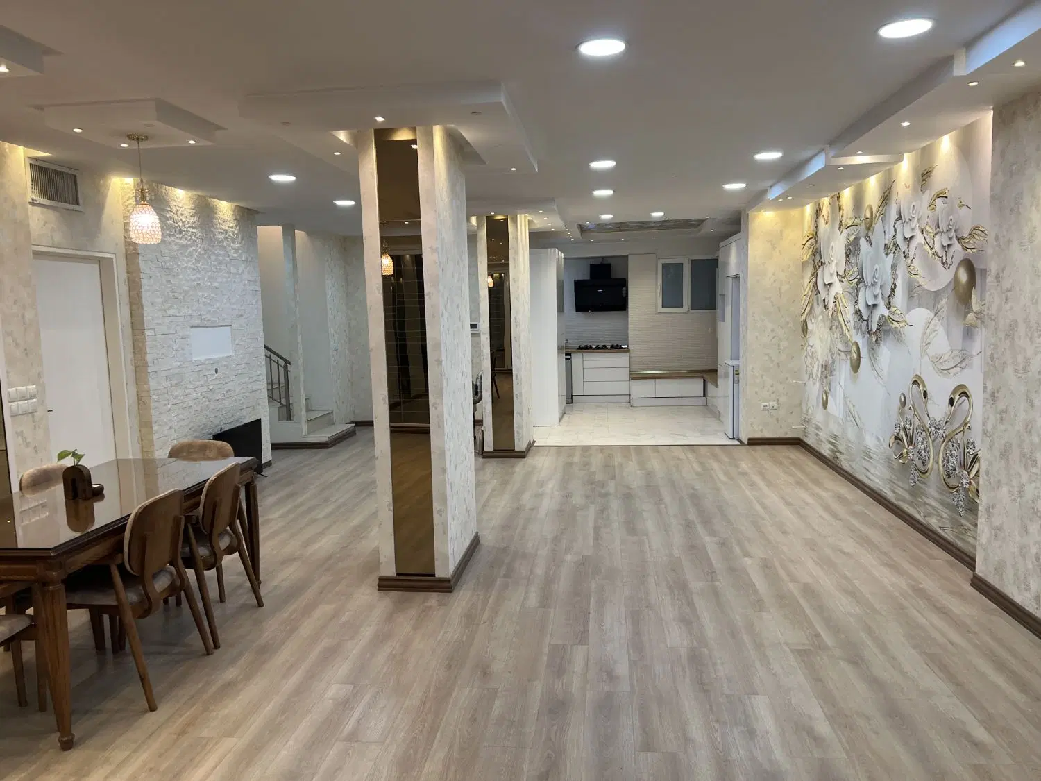 ۲۸۶ متر خانه ویلایی در سعدی شمالی، موقعیت جنوبی