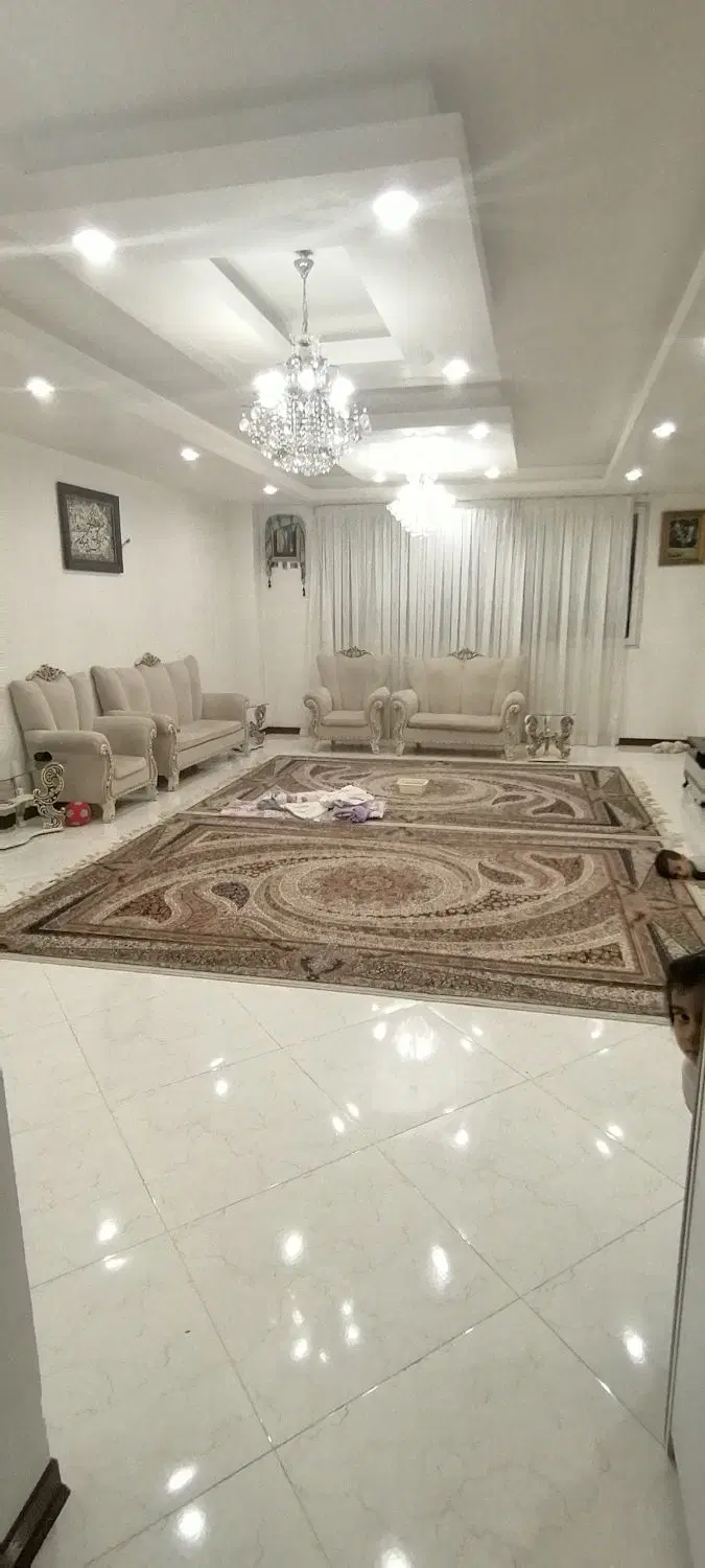 واحد 106 متری بلوار شهید کنگرانی