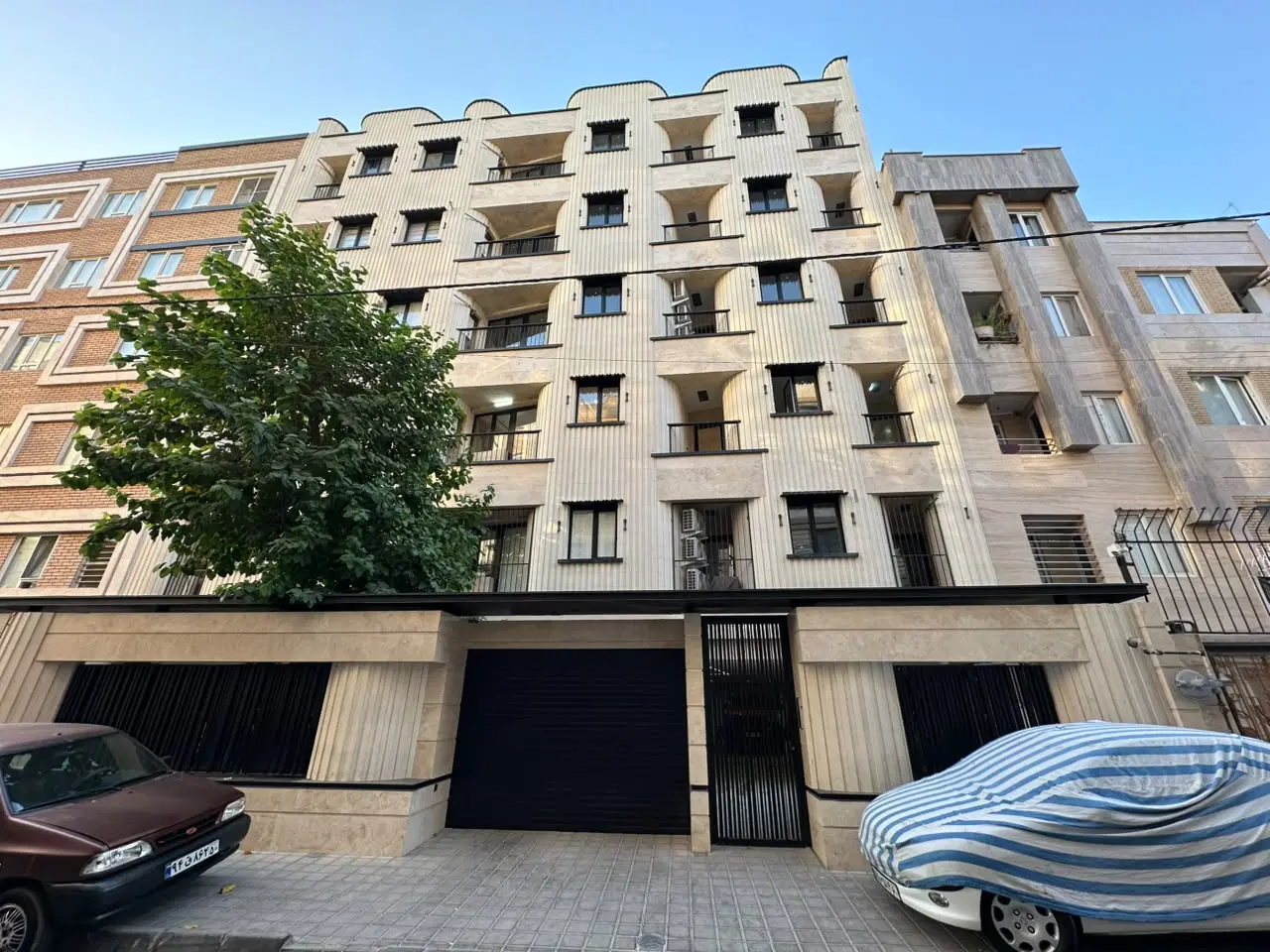 آپارتمان فول امکانات (فایل کاسبی)