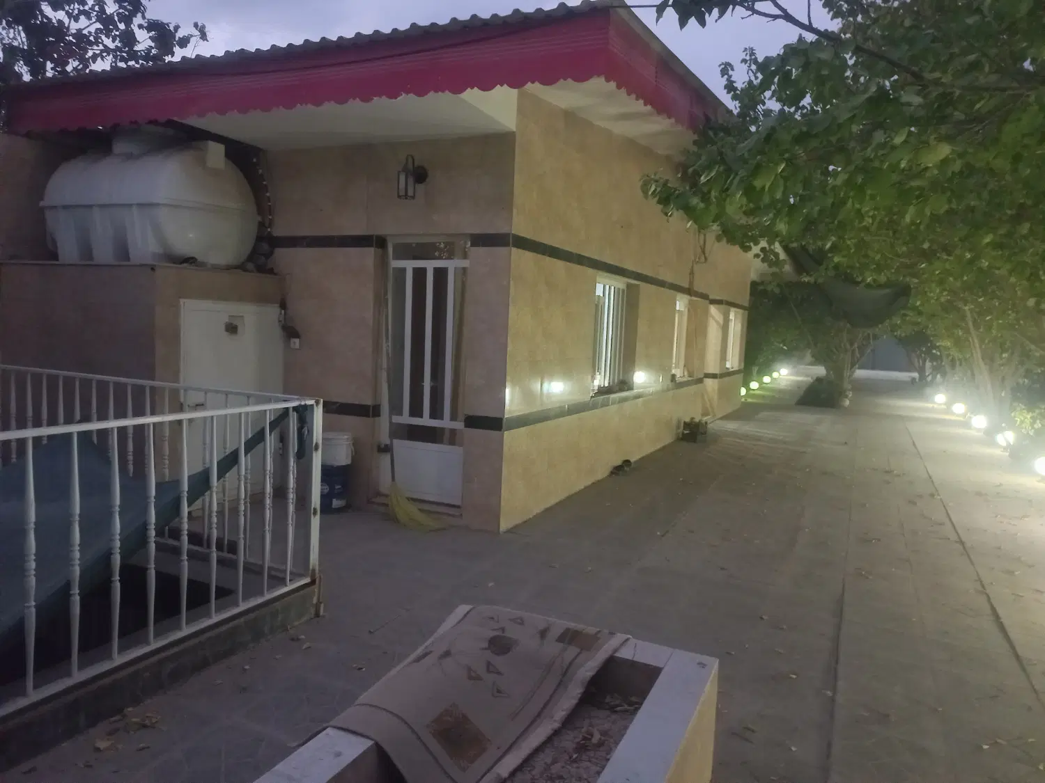 باغ هزارمتری نزدیک امامزاده قهدریجان