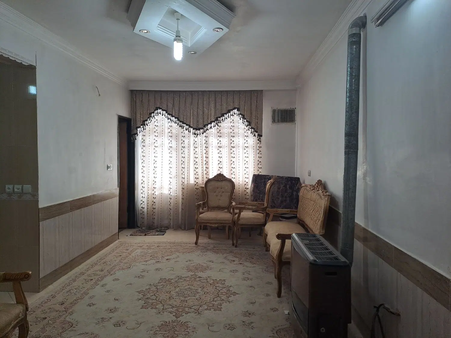 منزل مسکونی طبقه هم کف
