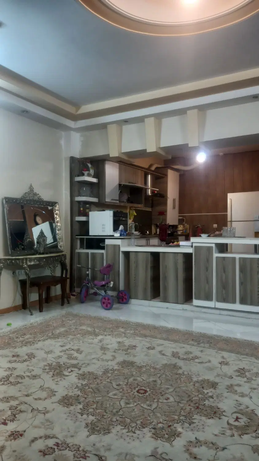 خانم جعفری املاک