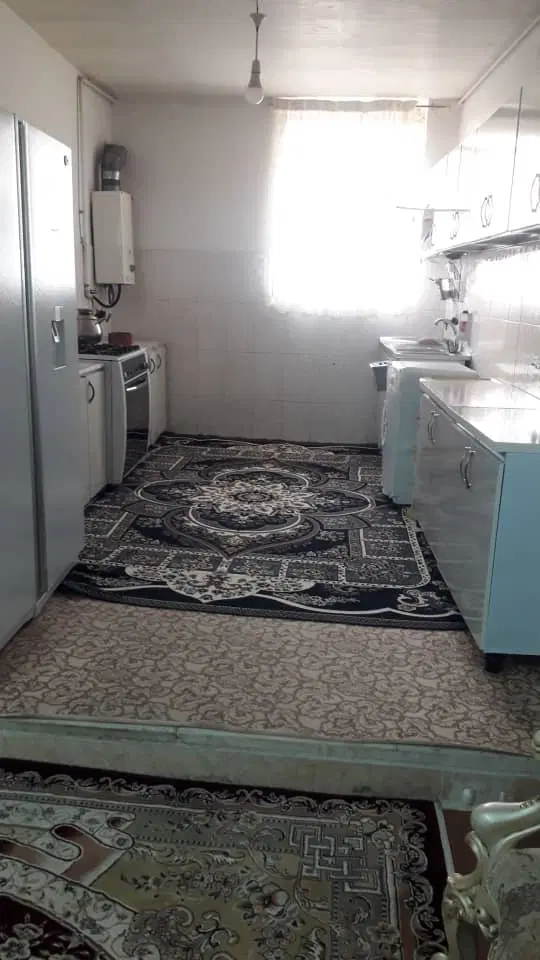 ۱۲۰ متر خانه و۱۲ متر مغازه تجاری بحر خیابان باهنر