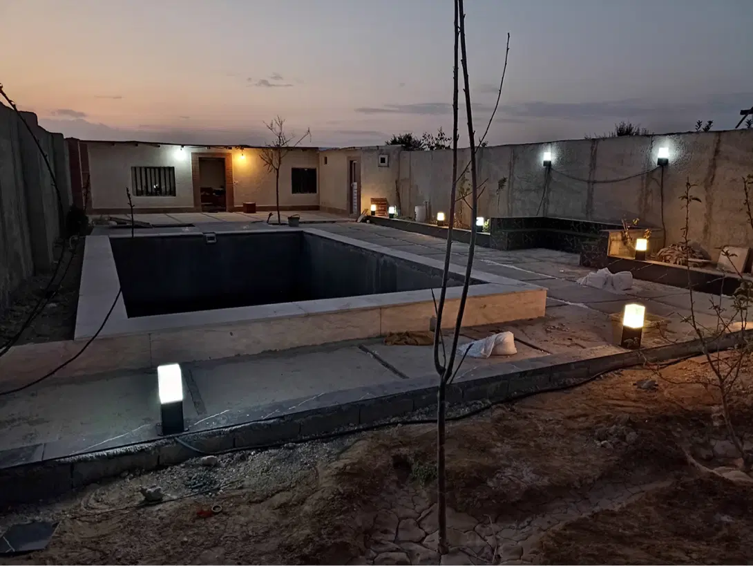 باغچه ۵۰۰ متری استخر دار