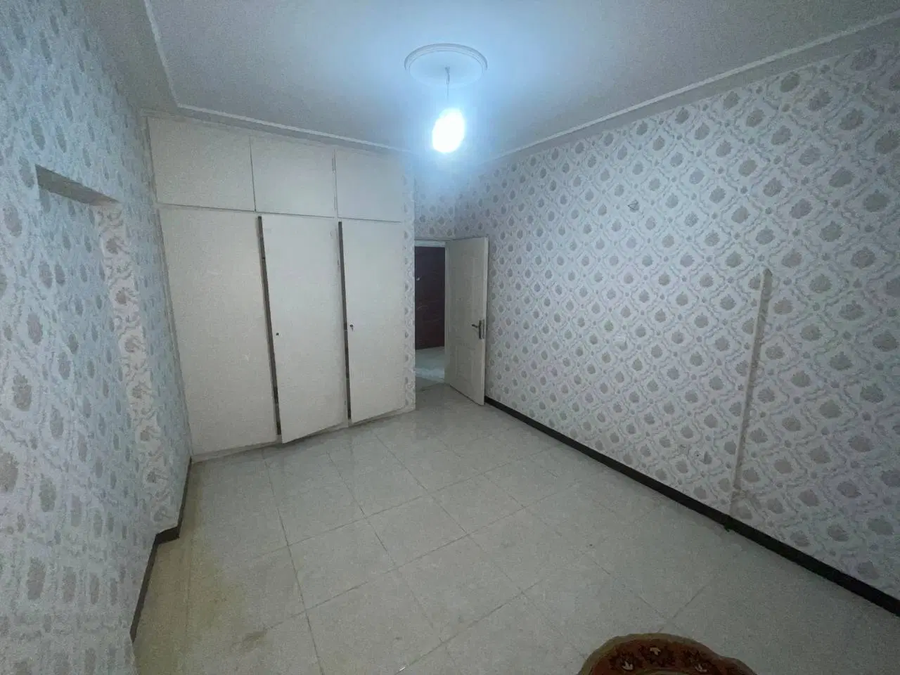 واحد ۶۰ متری فروش
