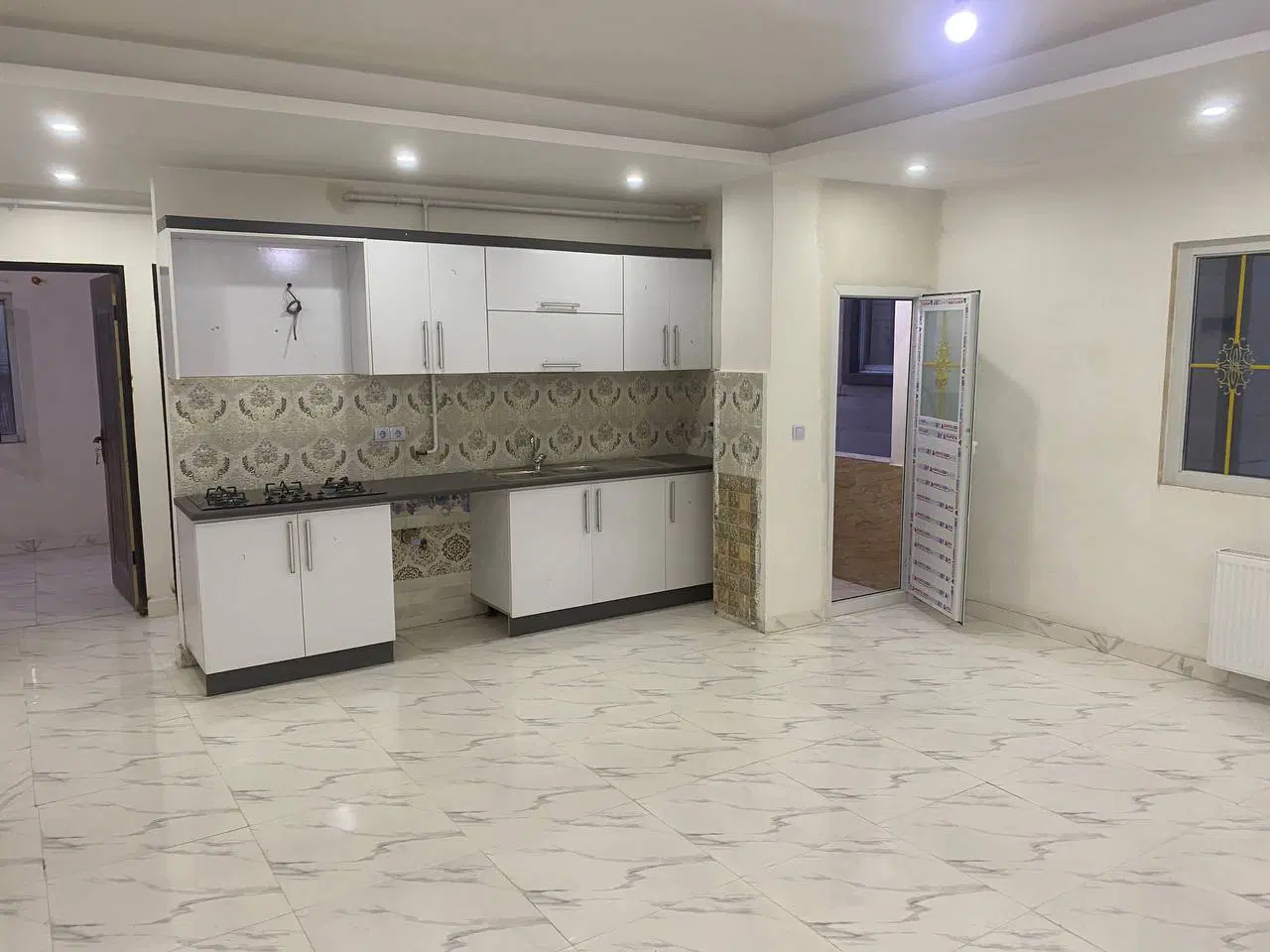 ۸۵ متر تک واحدی p اختصاصی آسانسور