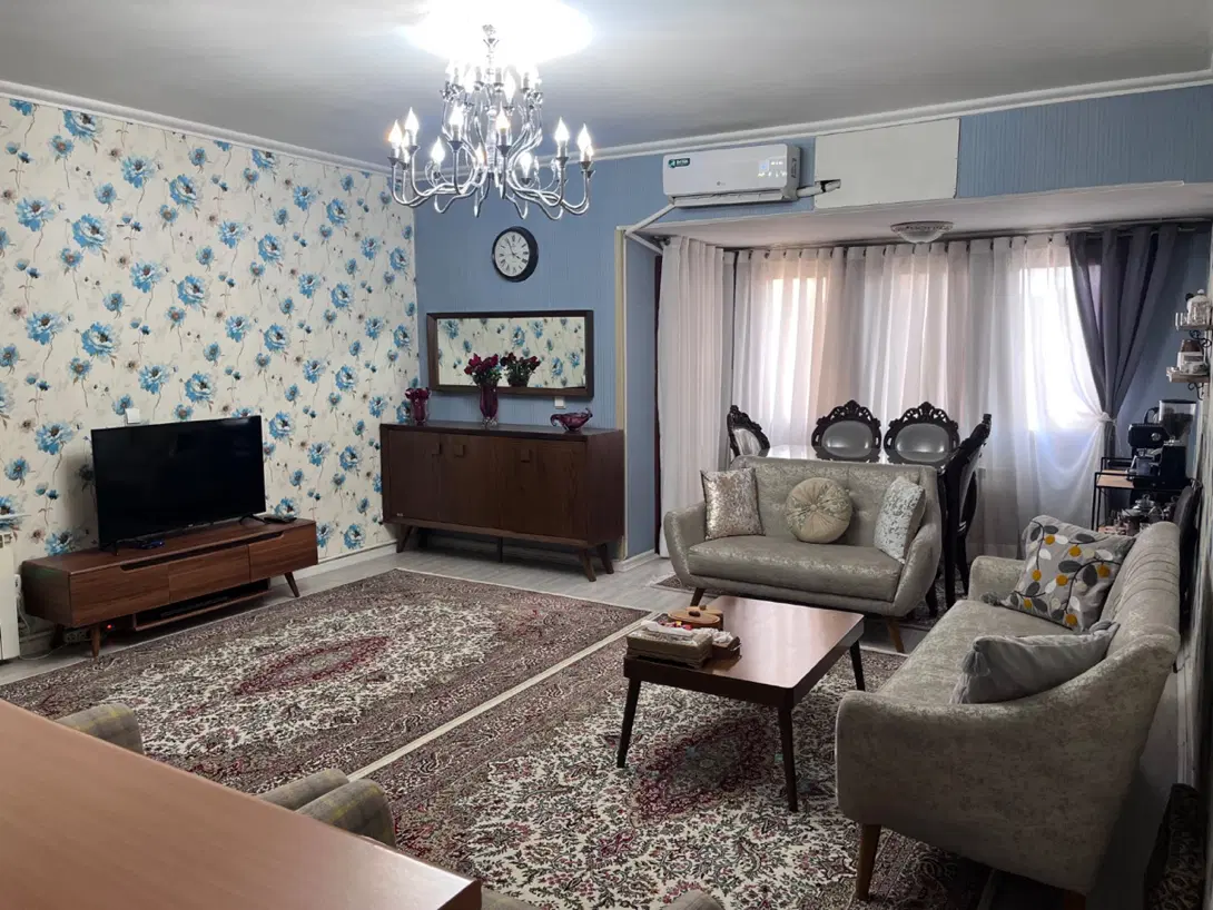 ۶۴ متر شاهین شمالی با محوطه سر سبز