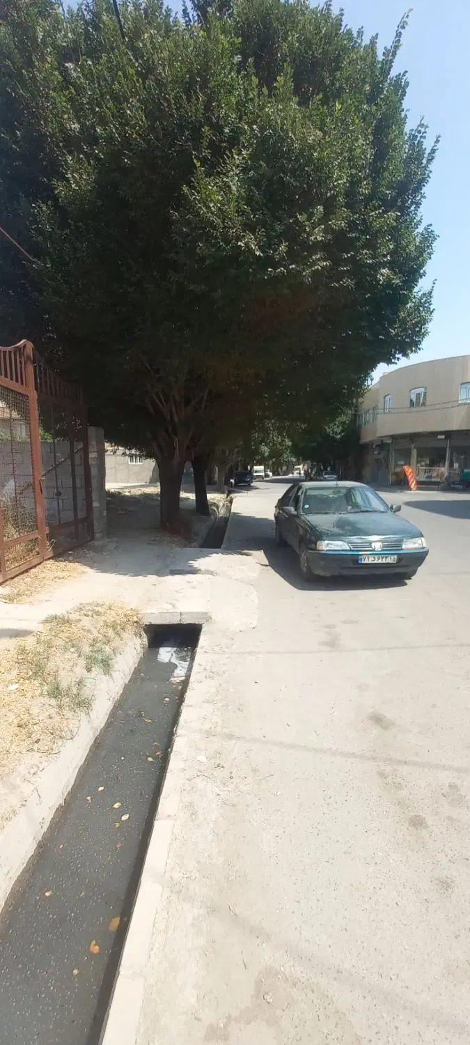 زمین بر خیابان پروین اعتصامی سردرود