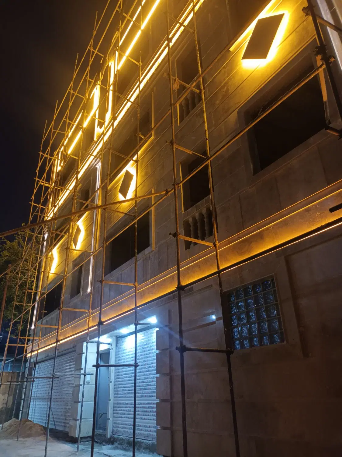 فروش آپارتمان ۸۰ متری گلدسته