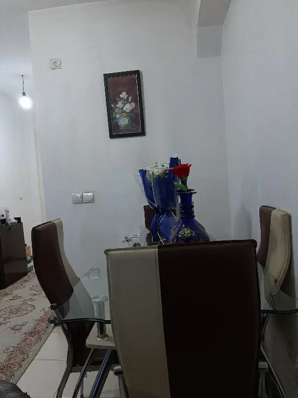 ۸۵ متر فروشی