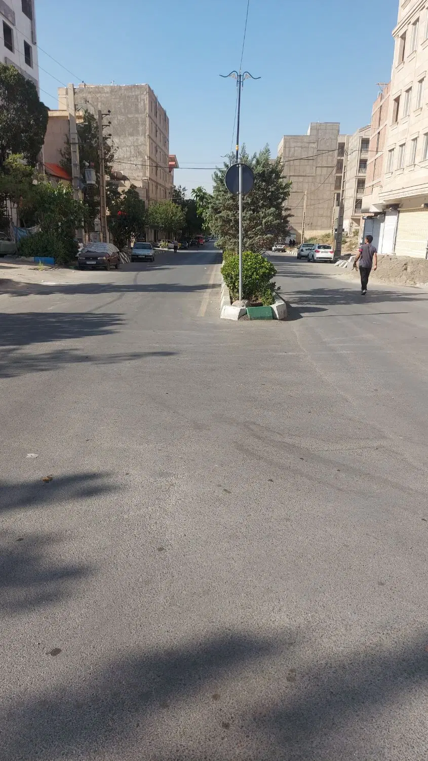 ۲۱۰ متر زمین بر بلوار سپاه (علامه طباطبائی)